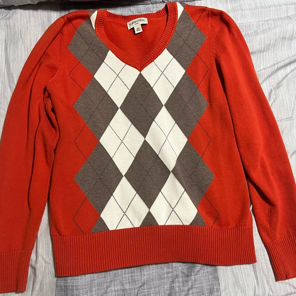 Argyl V Neck sweater